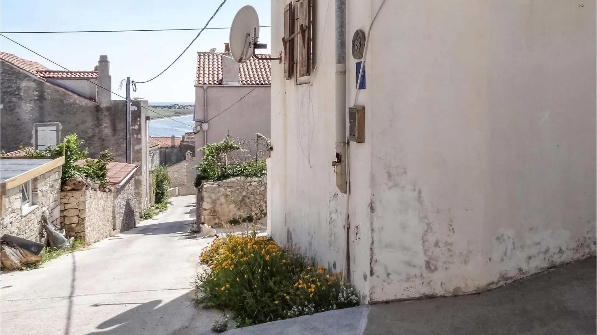 Awesome Apartment In Unije With Wifi Croatia
